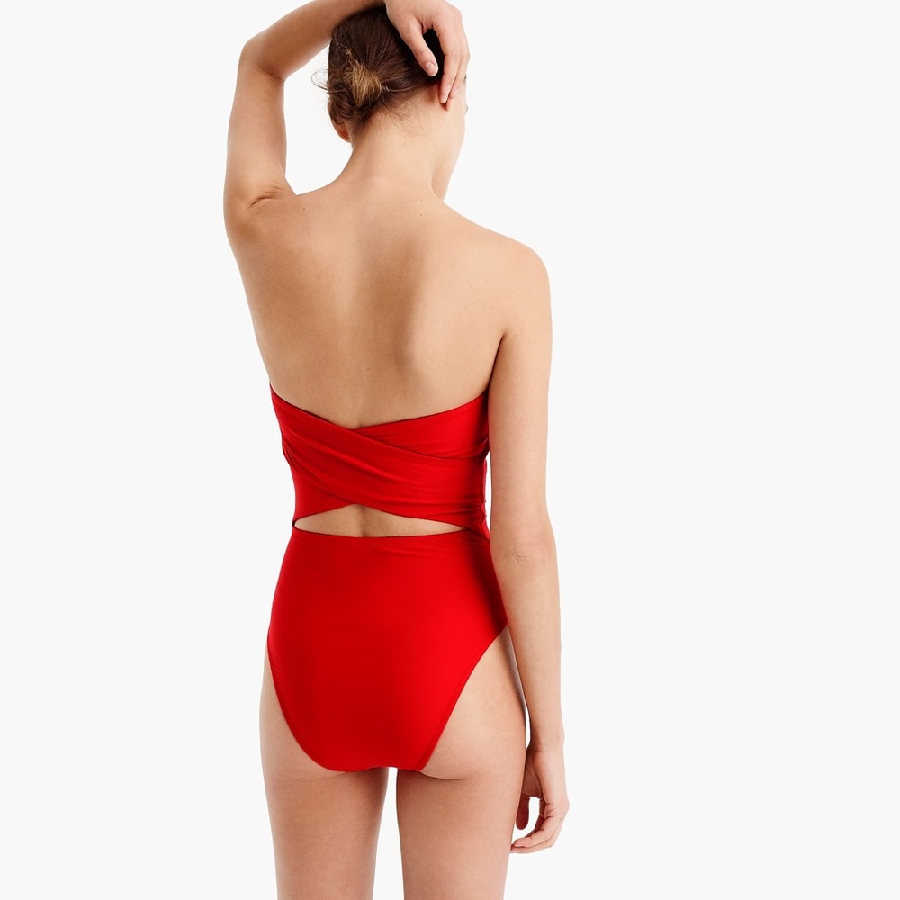 Cross-back bandeau one-piece swimsuit